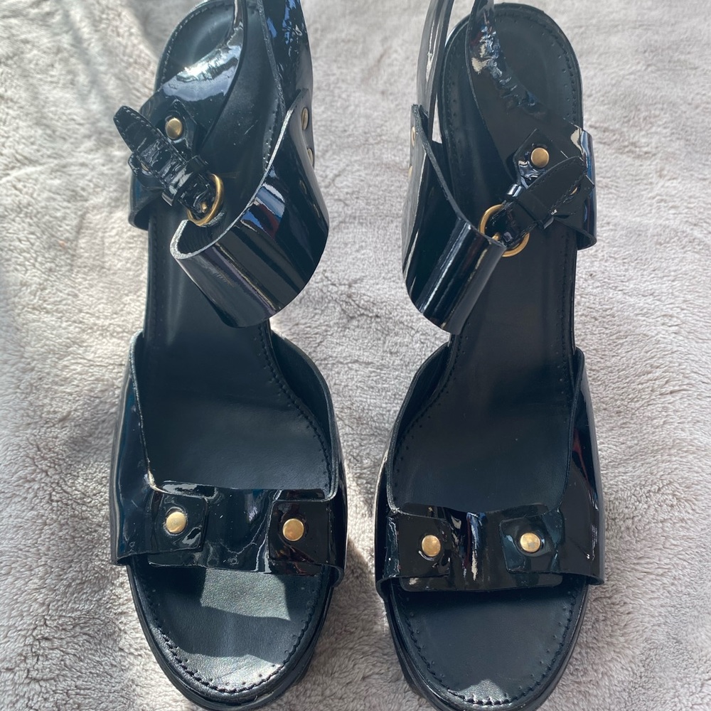 YSL Tribute 105MM Patent Leather Platform Sandals